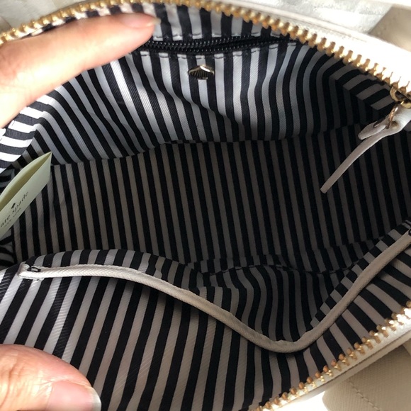 Kate Spade “Make Magic” White Bunny Purse - Picture 4 of 8